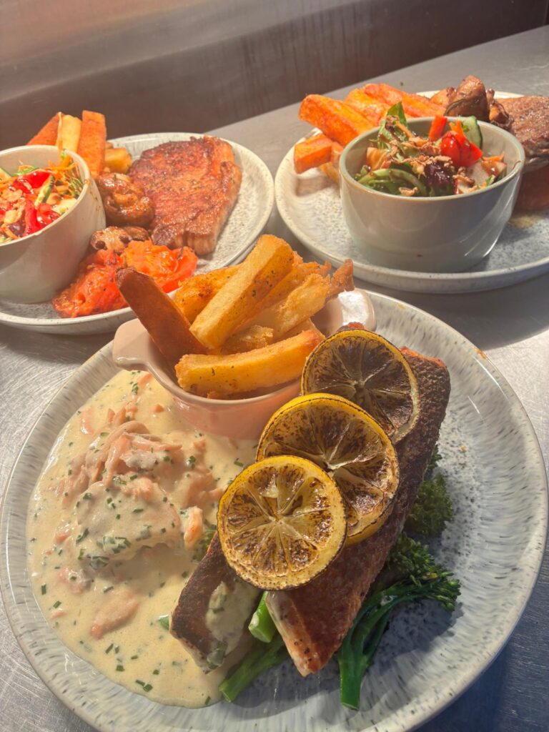 The Unicorn Inn Somerton mains 3